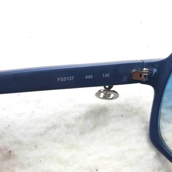 Fendi FS5137 Women\'s 58-16-130 Navy Sunglasses Dangle Charm Ombre Lens w/ Case main image 6